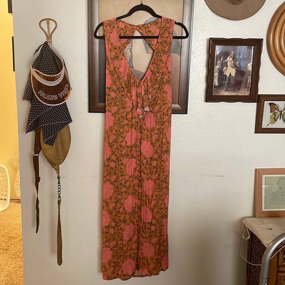 NWT Novella royale open back dress